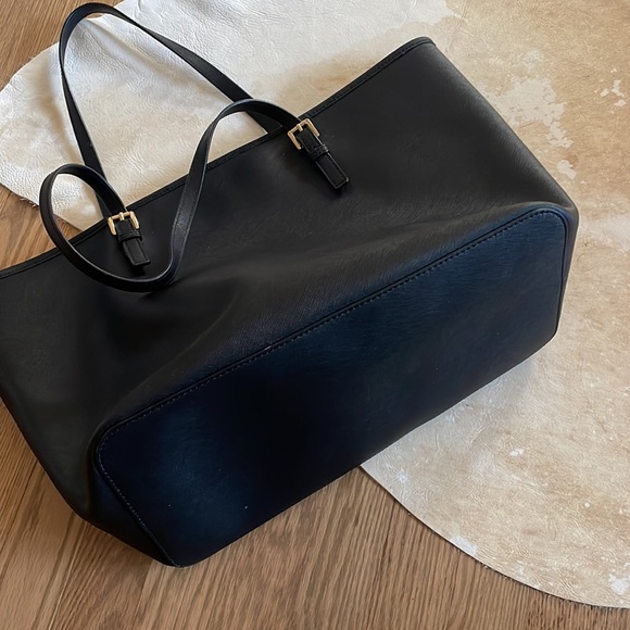 Michael Kors large jet set black travel tote - Picture 9 of 10